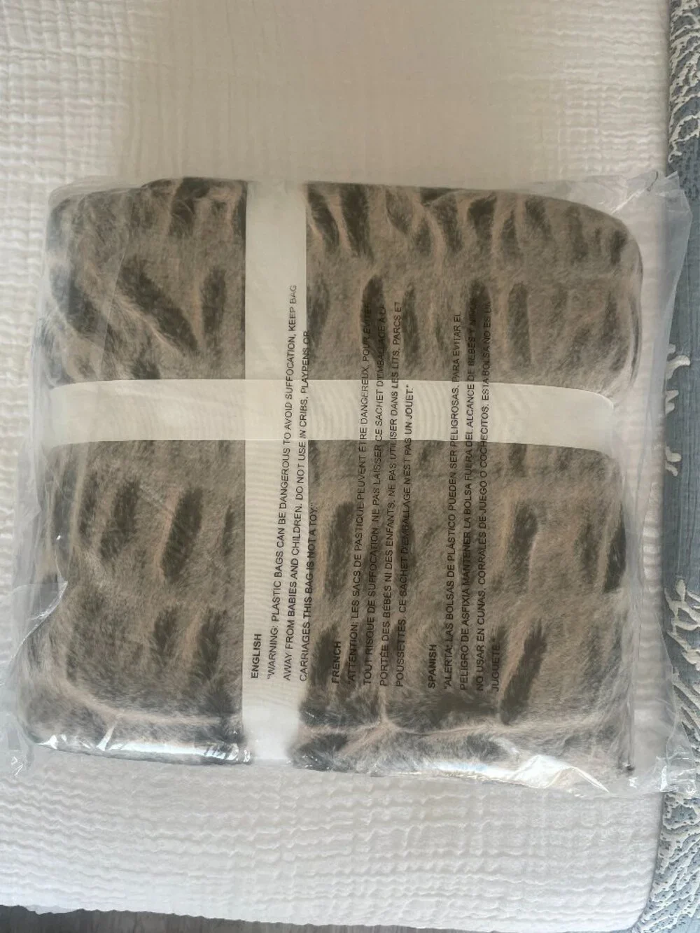 POTTERY BARN FAUX FUR RUCHED THROW BLANKET 60